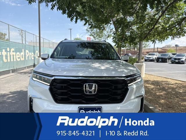 new 2025 Honda Pilot car, priced at $51,505