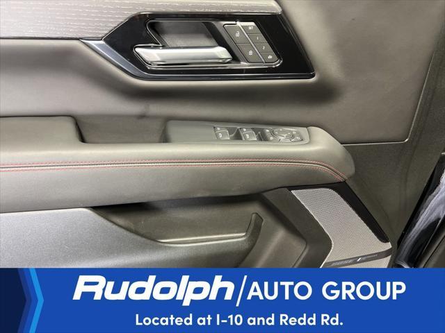 used 2025 GMC Yukon car, priced at $103,298