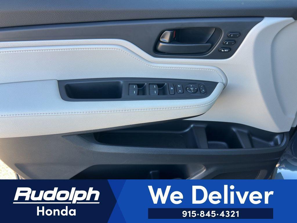 new 2026 Honda Odyssey car, priced at $45,685