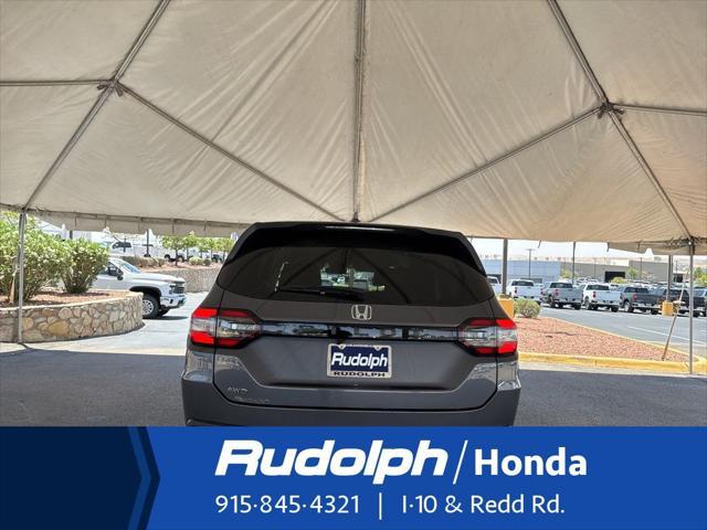 new 2025 Honda Pilot car, priced at $47,050