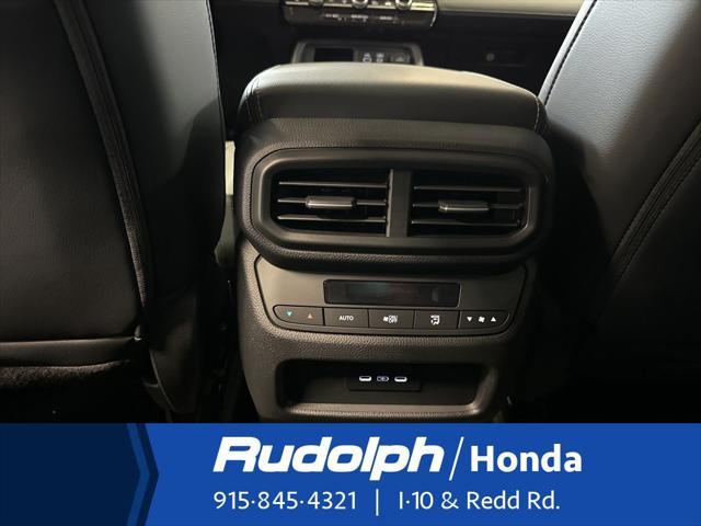 new 2025 Honda Pilot car, priced at $49,405