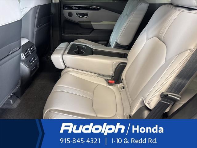 new 2025 Honda Pilot car, priced at $44,950