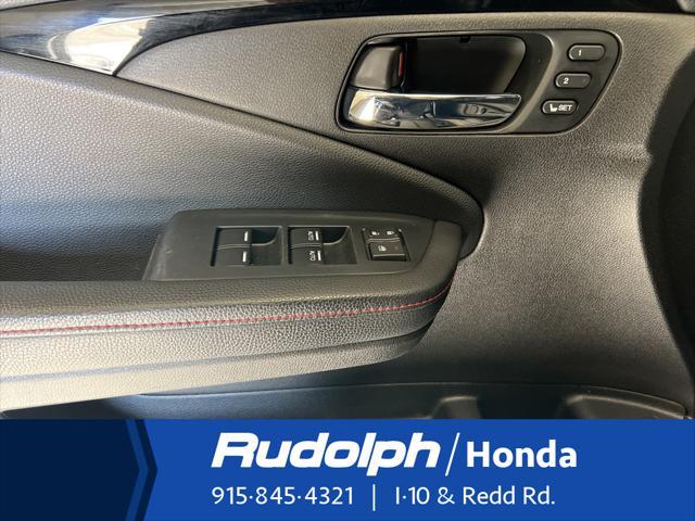 used 2022 Honda Pilot car, priced at $39,380