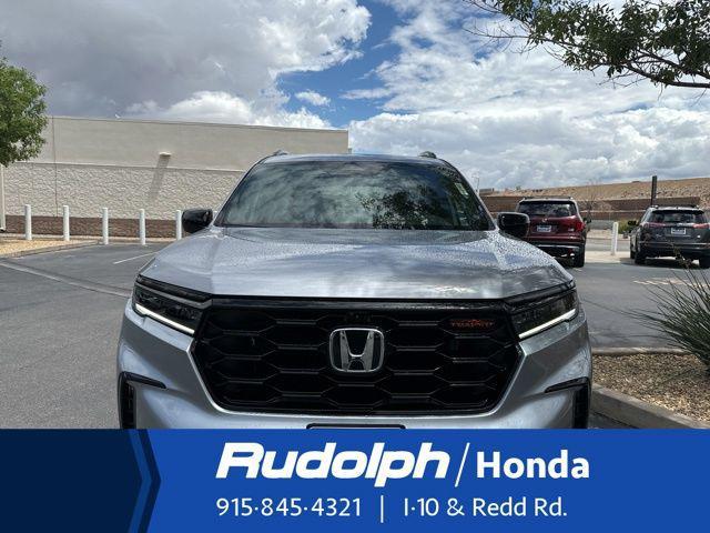 new 2025 Honda Pilot car, priced at $50,850