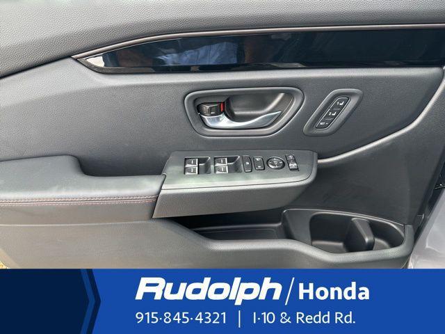 new 2025 Honda Pilot car, priced at $50,850