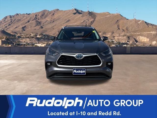 used 2022 Toyota Highlander Hybrid car, priced at $37,354