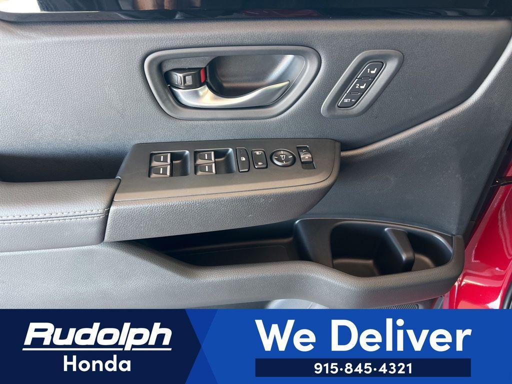 new 2025 Honda Pilot car, priced at $44,450