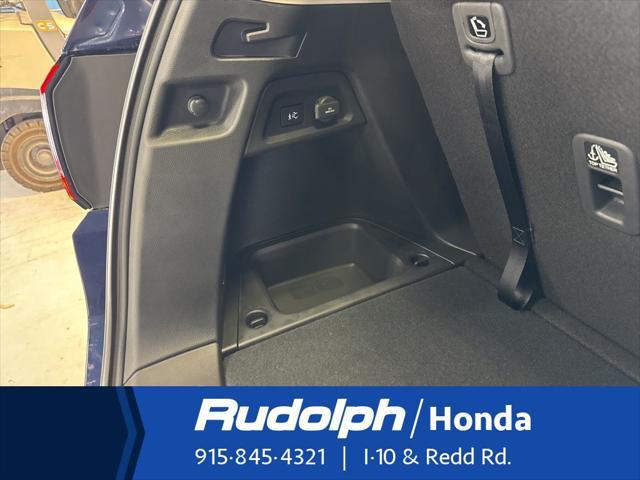new 2025 Honda Pilot car, priced at $50,850