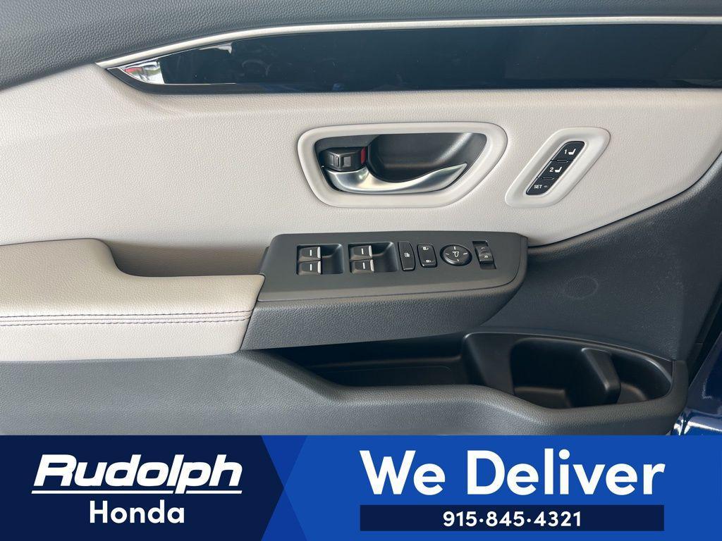 new 2025 Honda Pilot car, priced at $49,895