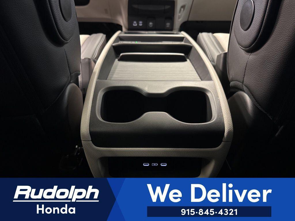 new 2026 Honda Odyssey car, priced at $51,645