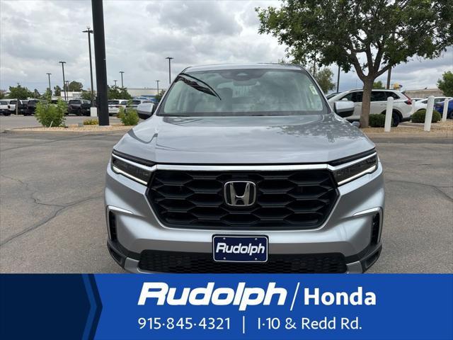new 2025 Honda Pilot car, priced at $45,680