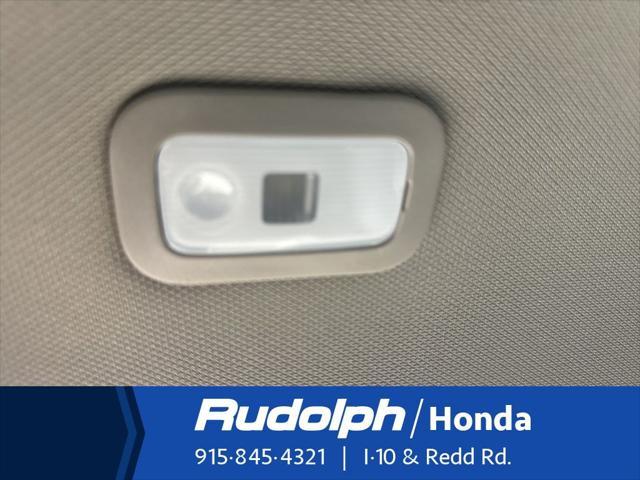 new 2025 Honda Pilot car, priced at $45,680