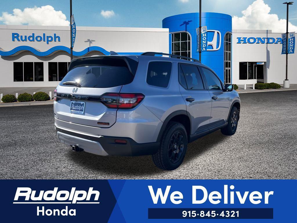 new 2025 Honda Pilot car, priced at $50,895