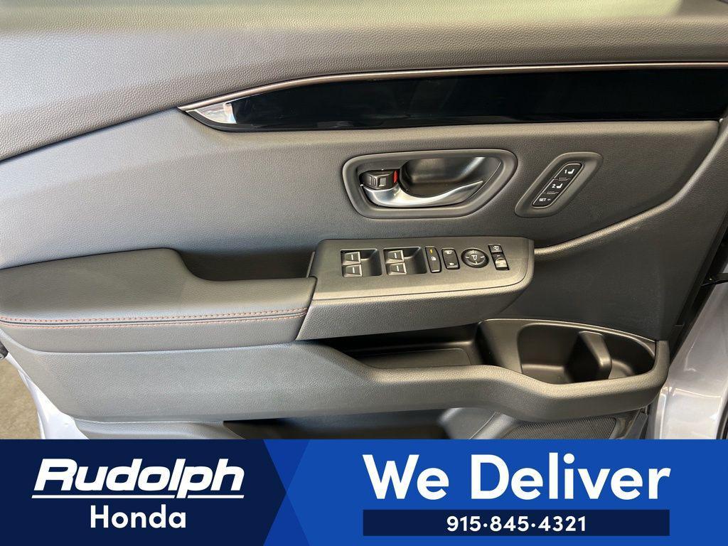 new 2025 Honda Pilot car, priced at $50,895