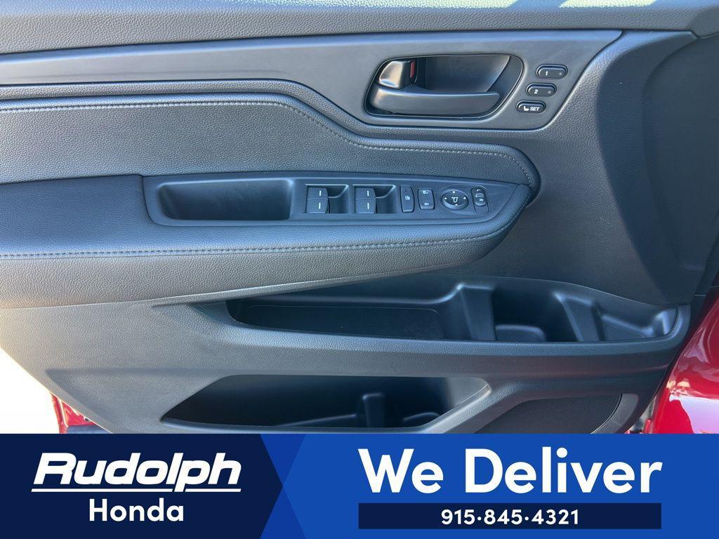 new 2026 Honda Odyssey car, priced at $45,845