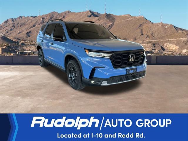 used 2025 Honda Pilot car, priced at $47,895