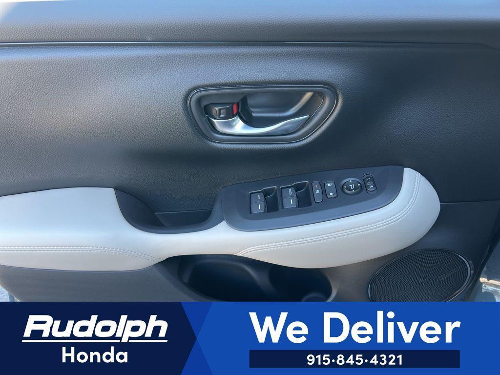 new 2026 Honda HR-V car, priced at $28,105