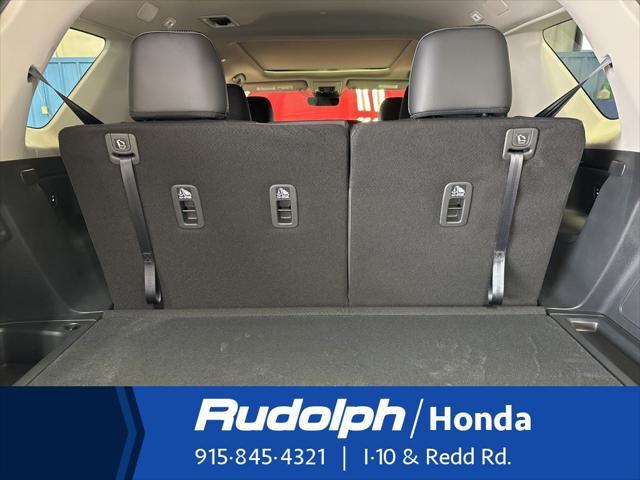 new 2025 Honda Pilot car, priced at $53,705