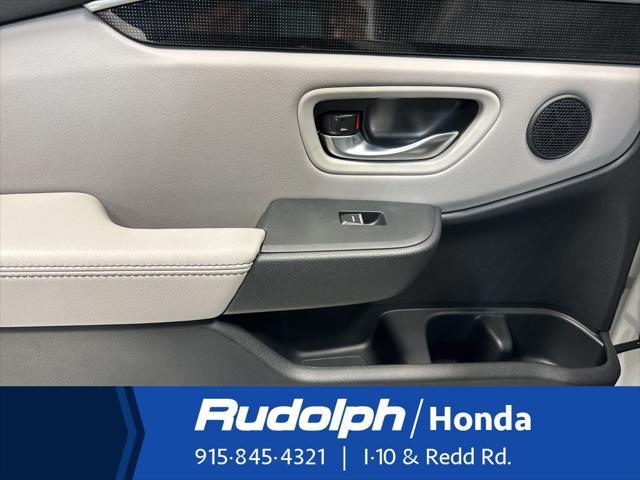 new 2025 Honda Pilot car, priced at $54,985