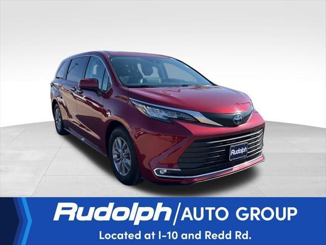 used 2022 Toyota Sienna car, priced at $40,050