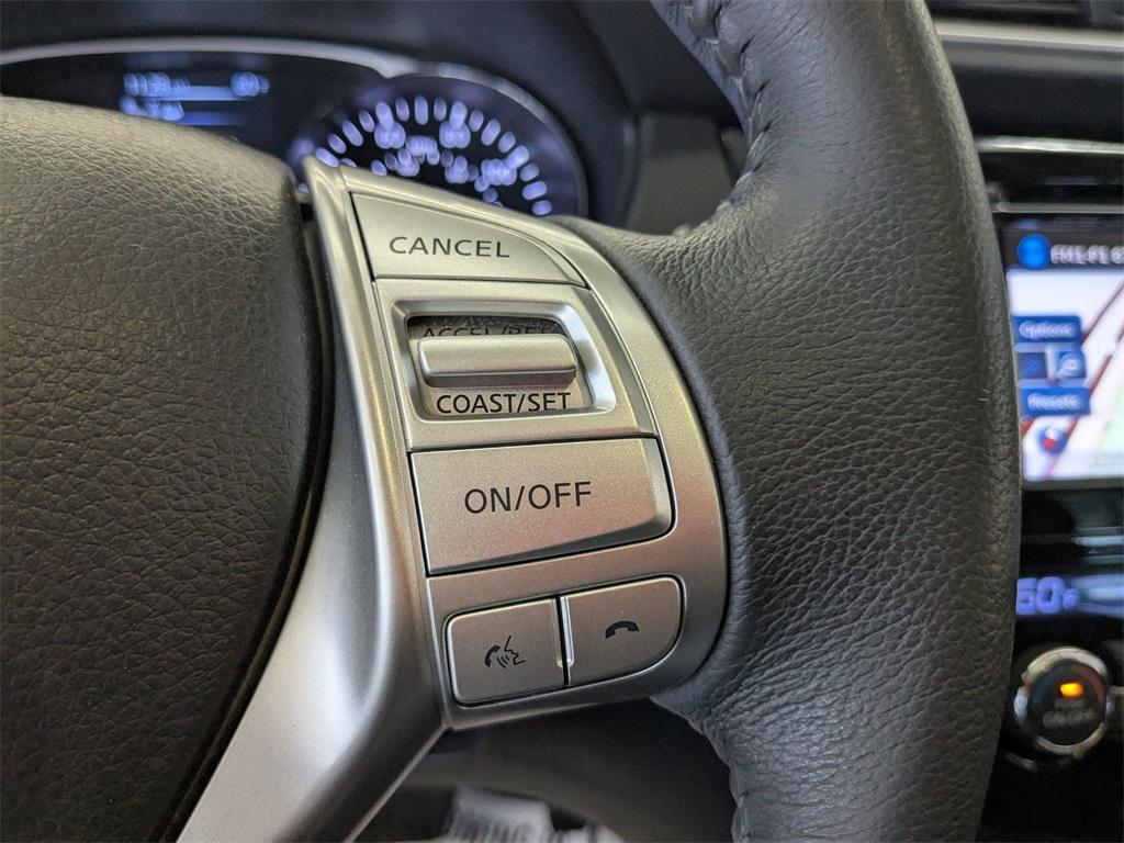 used 2015 Nissan Rogue car, priced at $10,690
