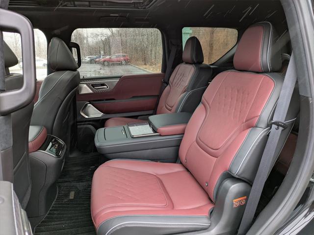 new 2025 INFINITI QX80 car, priced at $112,590