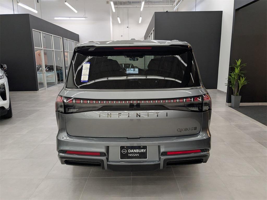 new 2026 INFINITI QX80 car, priced at $104,835