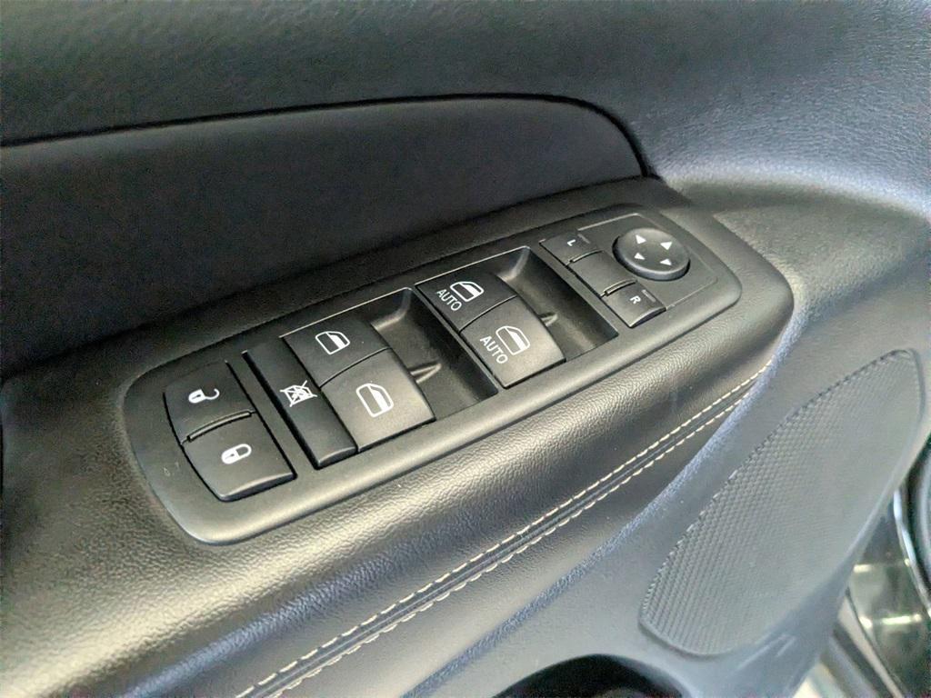 used 2014 Jeep Grand Cherokee car, priced at $9,500