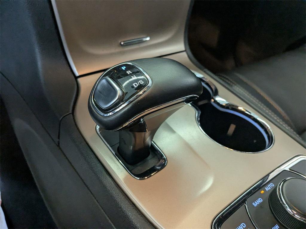 used 2014 Jeep Grand Cherokee car, priced at $9,500