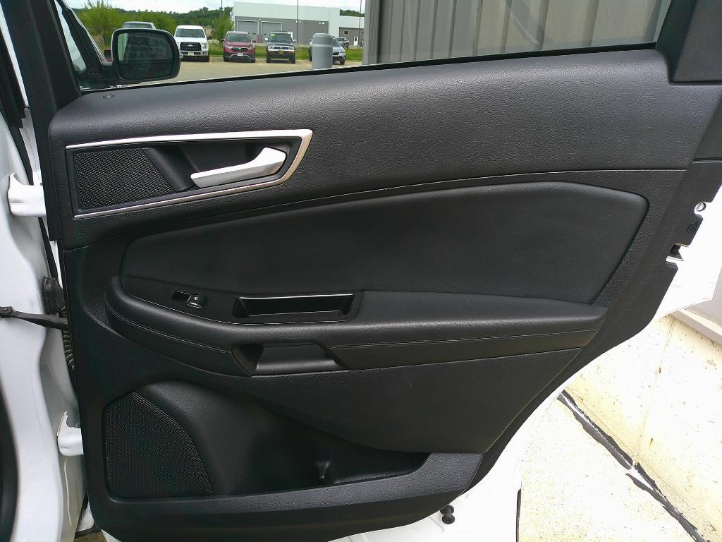 used 2020 Ford Edge car, priced at $13,995