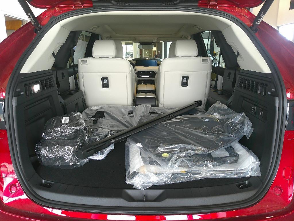 new 2025 Mazda CX-90 car, priced at $58,590