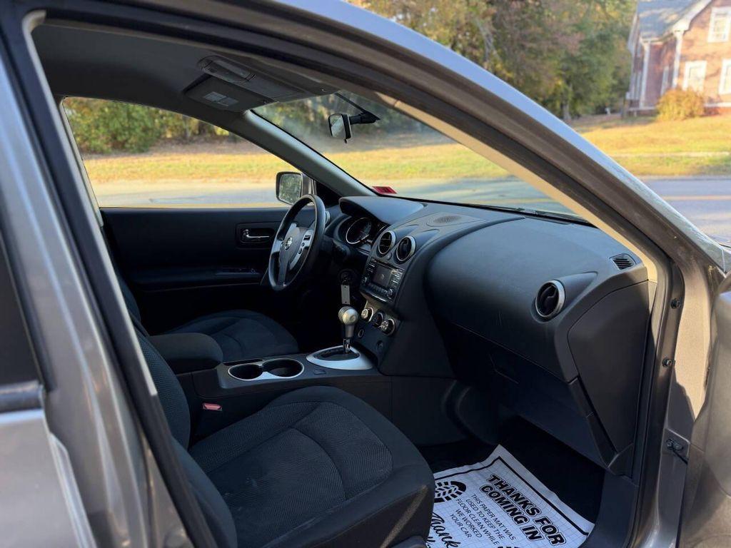 used 2015 Nissan Rogue Select car, priced at $7,995