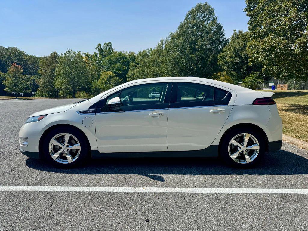 used 2013 Chevrolet Volt car, priced at $7,995
