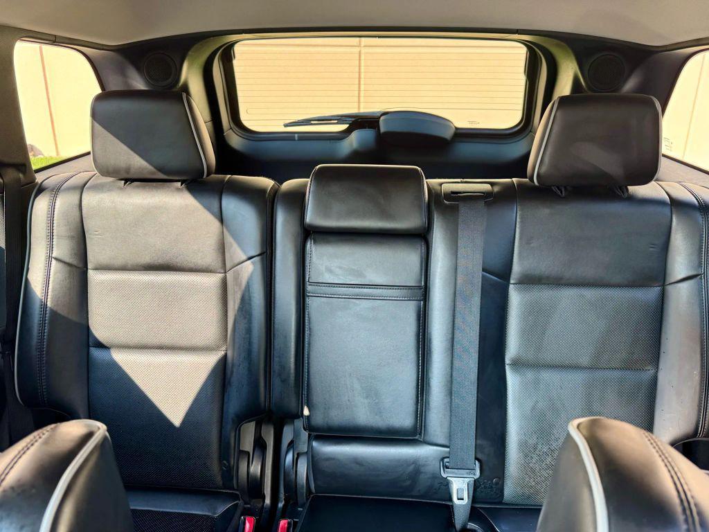 used 2011 Jeep Grand Cherokee car, priced at $10,495