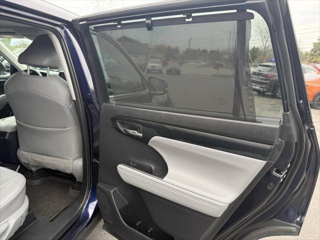 used 2020 Toyota Highlander car, priced at $26,999