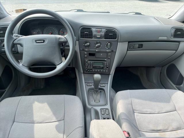 used 2000 Volvo S40 car, priced at $5,199