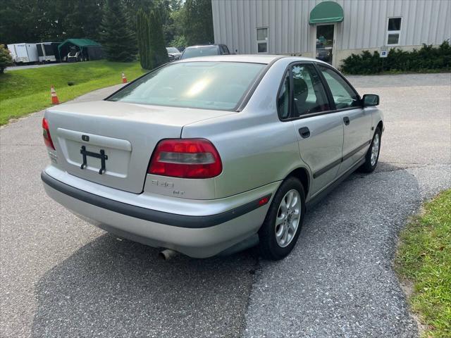 used 2000 Volvo S40 car, priced at $5,199