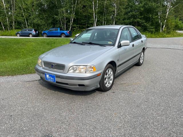 used 2000 Volvo S40 car, priced at $5,199