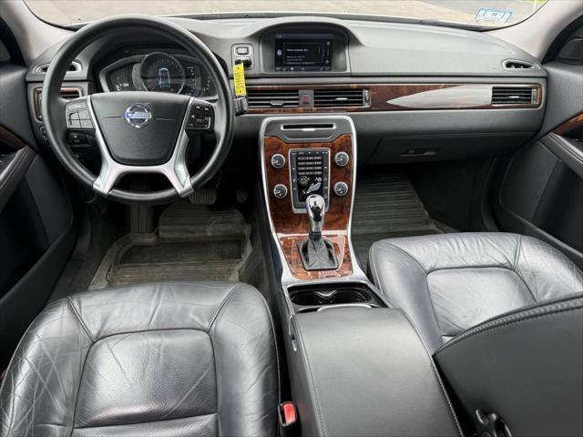 used 2015 Volvo XC70 car, priced at $16,999