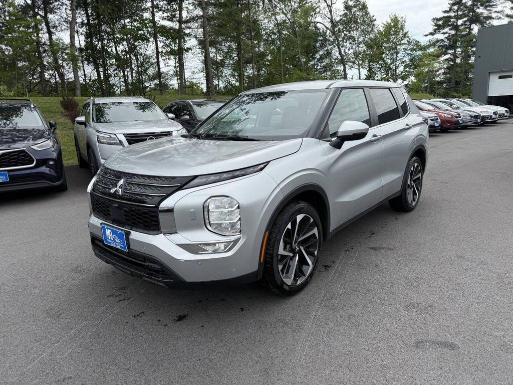 used 2024 Mitsubishi Outlander car, priced at $29,999