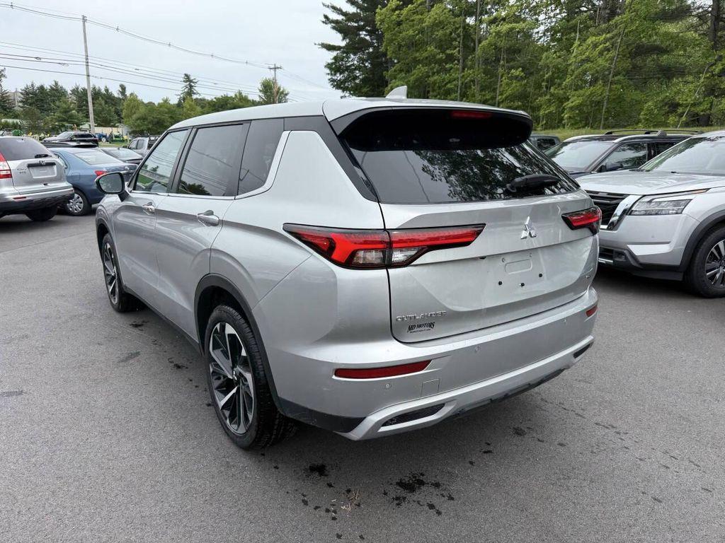 used 2024 Mitsubishi Outlander car, priced at $29,999