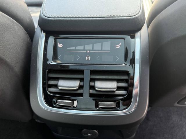 used 2022 Volvo XC90 Recharge Plug-In Hybrid car, priced at $34,999