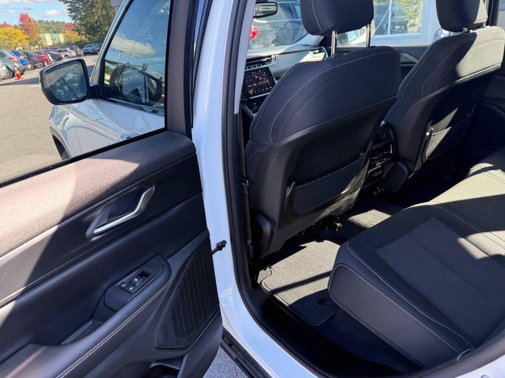 used 2023 Jeep Grand Cherokee car, priced at $30,999
