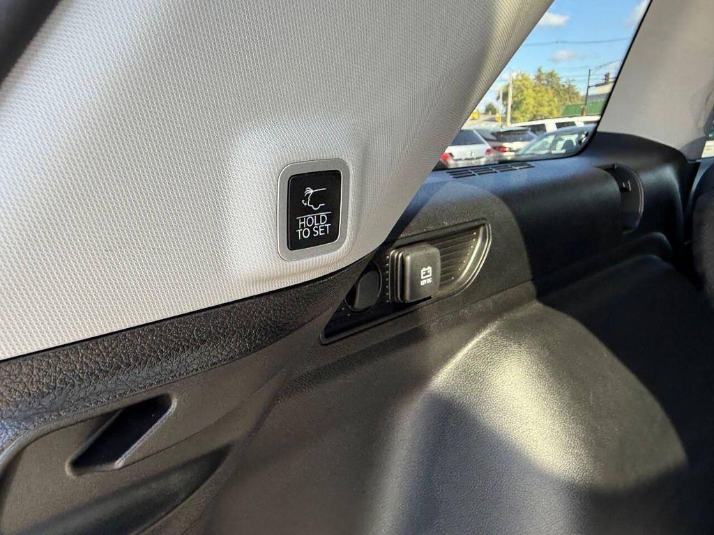 used 2023 Jeep Grand Cherokee car, priced at $30,999