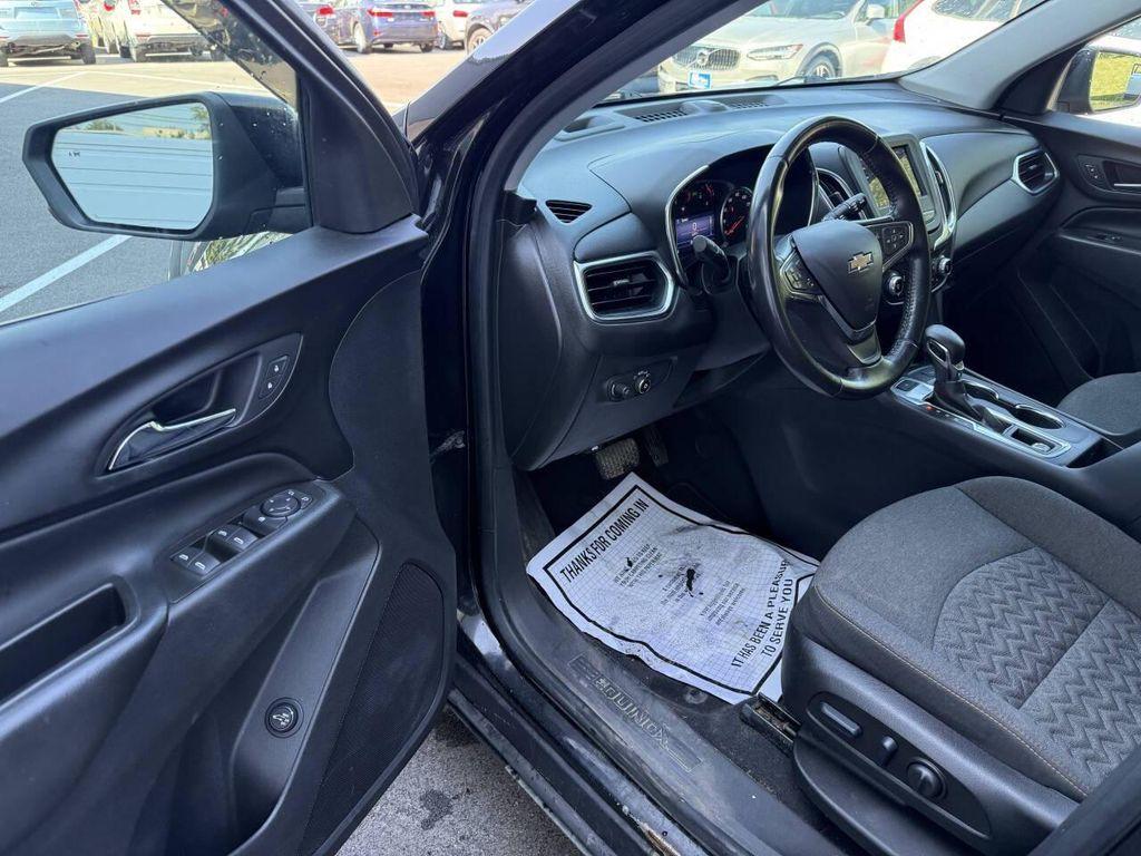 used 2022 Chevrolet Equinox car, priced at $18,999