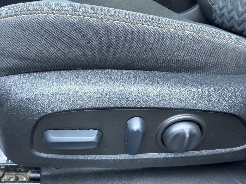 used 2022 Chevrolet Equinox car, priced at $18,999