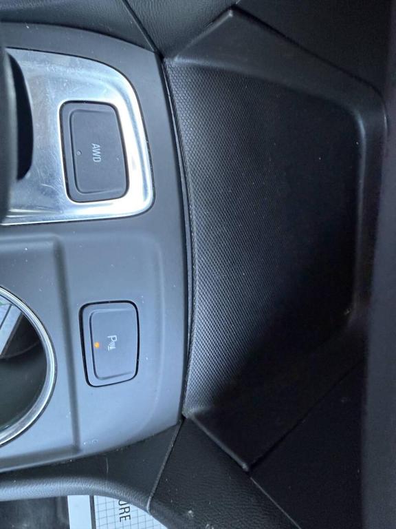 used 2022 Chevrolet Equinox car, priced at $18,999