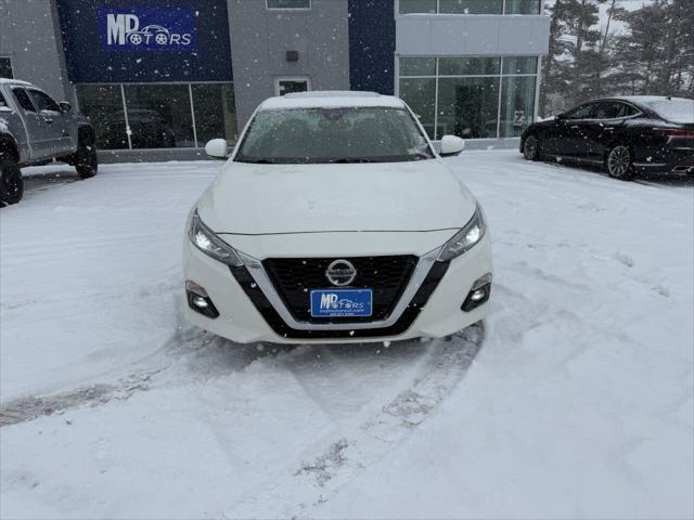 used 2019 Nissan Altima car, priced at $19,999
