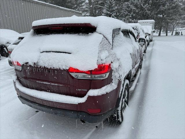 used 2017 Jeep Grand Cherokee car, priced at $15,499