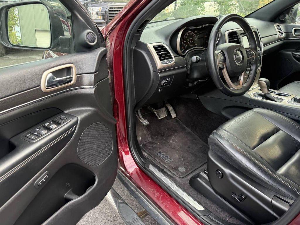 used 2017 Jeep Grand Cherokee car, priced at $13,999